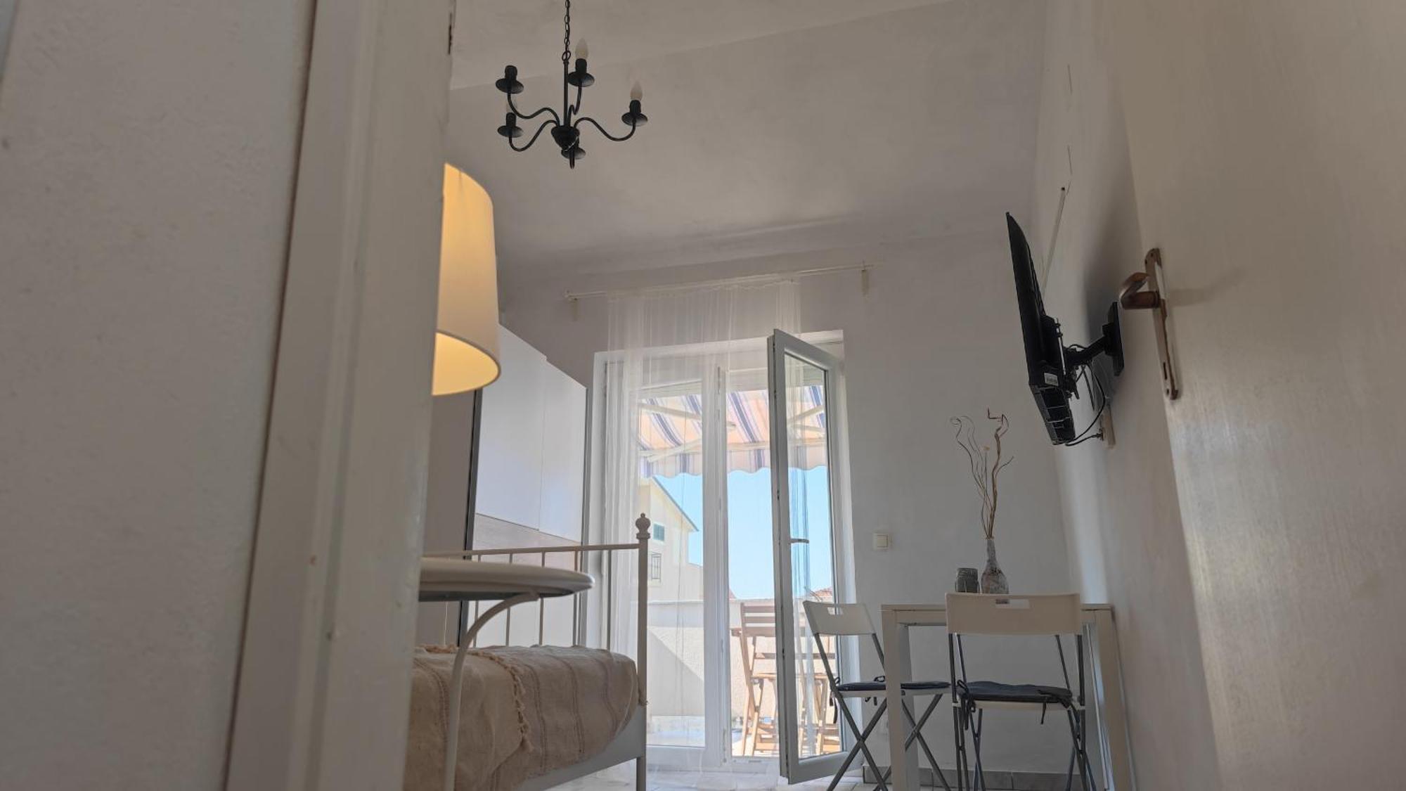 Vila Sentio Mare-Apartments Livaic Zeljko Pirovac Exterior foto